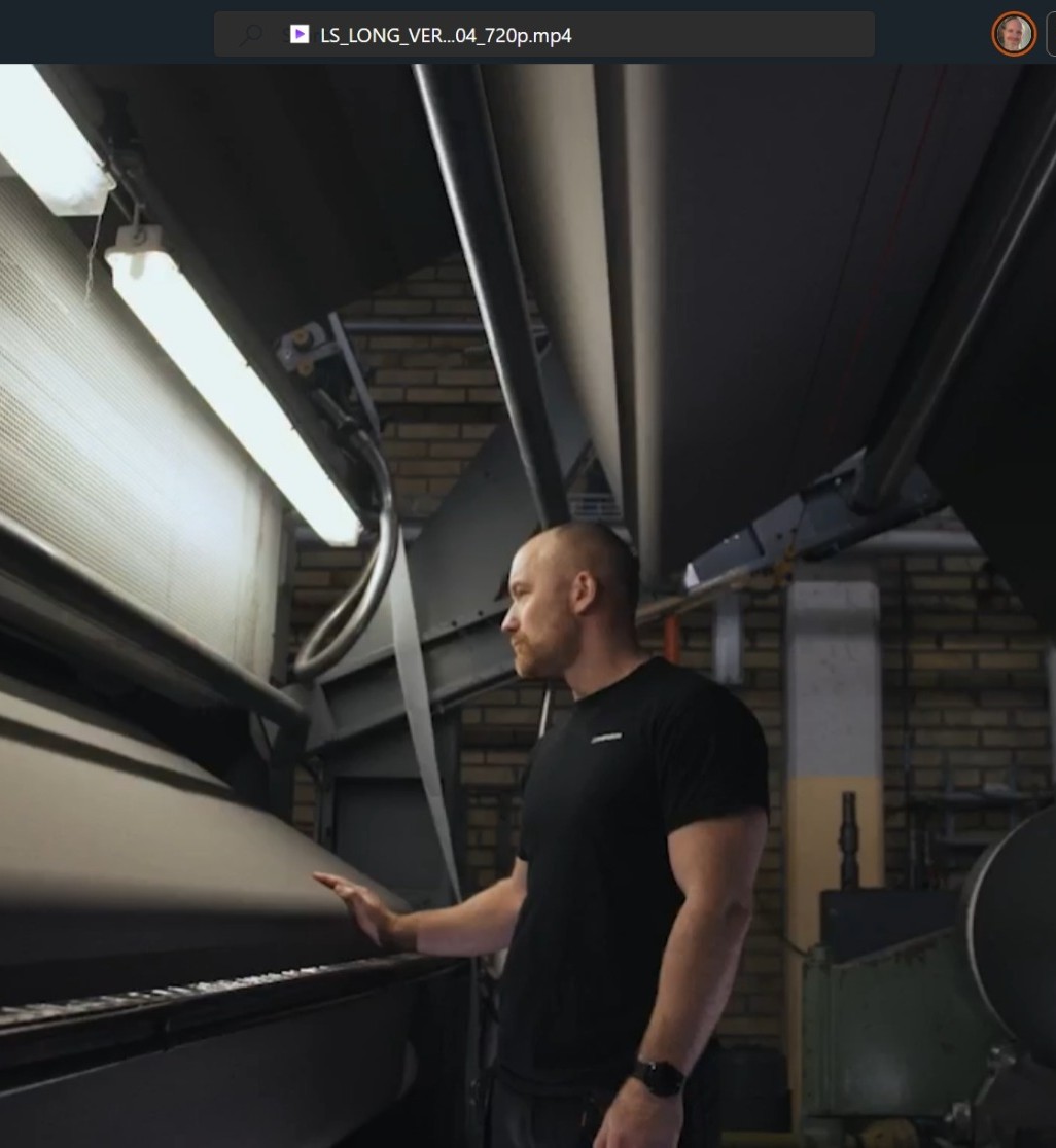 GR_CS_working loom_Kinna.jpeg