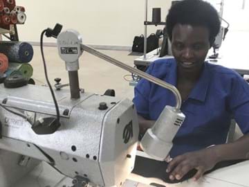 800 kilos of fabric make all the difference in Rwanda